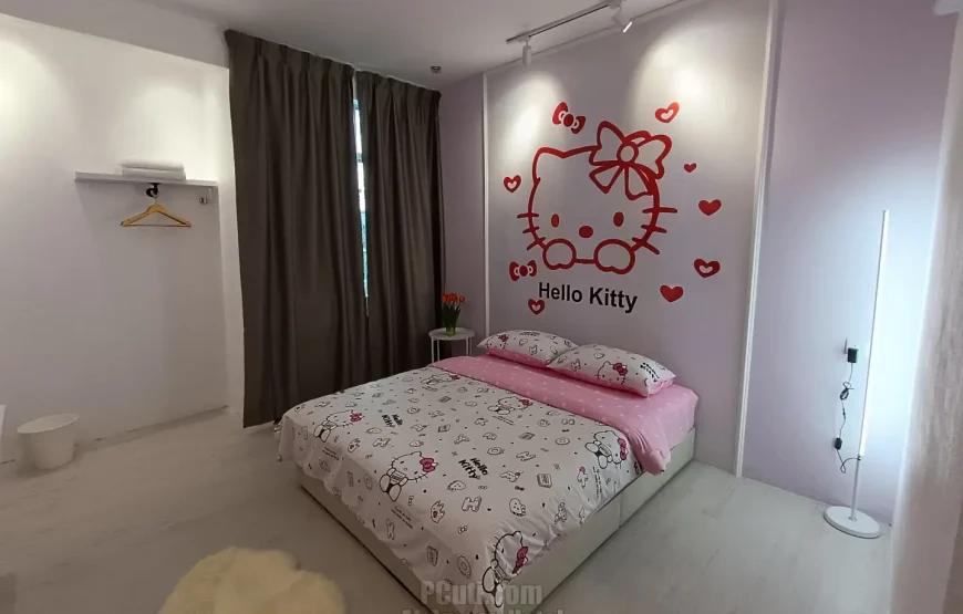 202 Hello Kitty